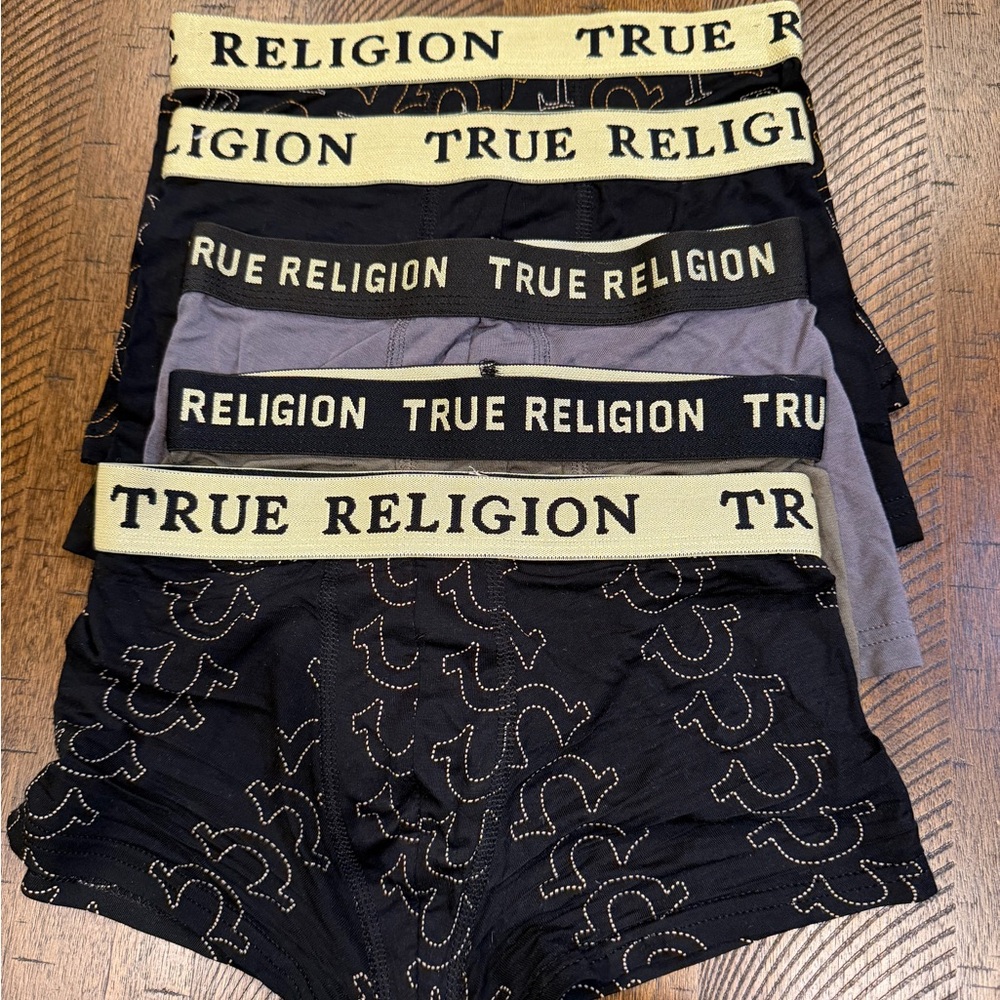True Religion kids Boxer Briefs - Black and Gray with Gold Accents 5- pack